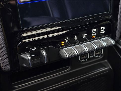 Used 2021 RAM 1500 Limited image 34