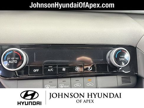 Used 2025 Hyundai Elantra Sport FWD image 23