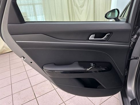 Used 2025 Kia K5 GT-Line w/ GT-Line Premium Package image 33