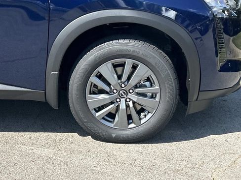New 2026 Nissan Pathfinder SV w/ Lighting Package FWD image 9