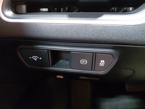 Used 2025 Kia K4 FWD image 34