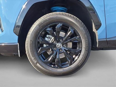 Used 2023 Toyota RAV4 XSE AWD/4WD image 24