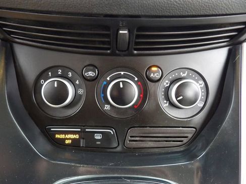 Used 2016 Ford Escape SE image 23