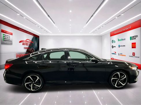 Used 2022 Honda Accord Sport image 8