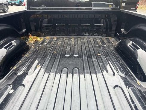 Used 2022 RAM 1500 Classic Warlock image 5