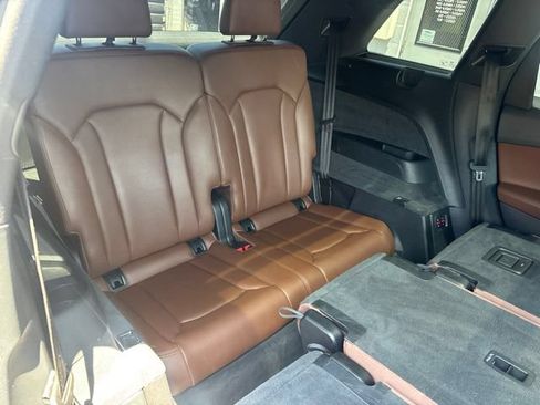 Used 2018 Audi Q7 3.0T Premium Plus AWD/4WD image 12