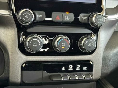 New 2026 RAM 1500 Express image 16