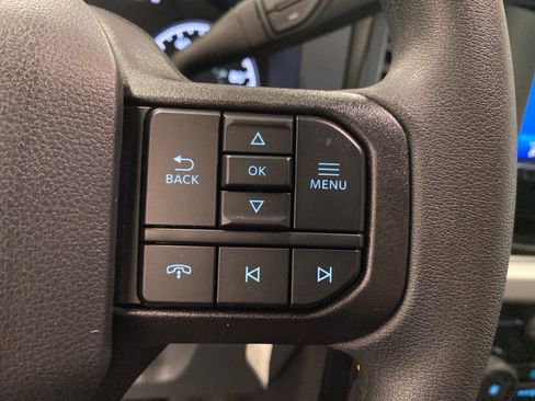 New 2026 Ford F250 XLT w/ FX4 Off-Road Package AWD/4WD image 15