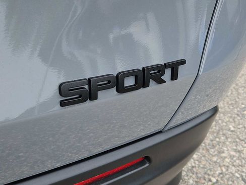 Certified 2024 Honda HR-V Sport image 5