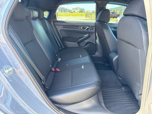 Used 2022 Honda Civic Sport image 11