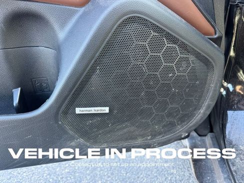 Used 2018 Subaru Outback 2.5i Touring image 14