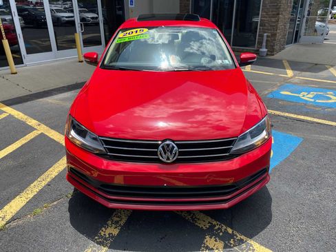 Used 2015 Volkswagen Jetta SE FWD image 11