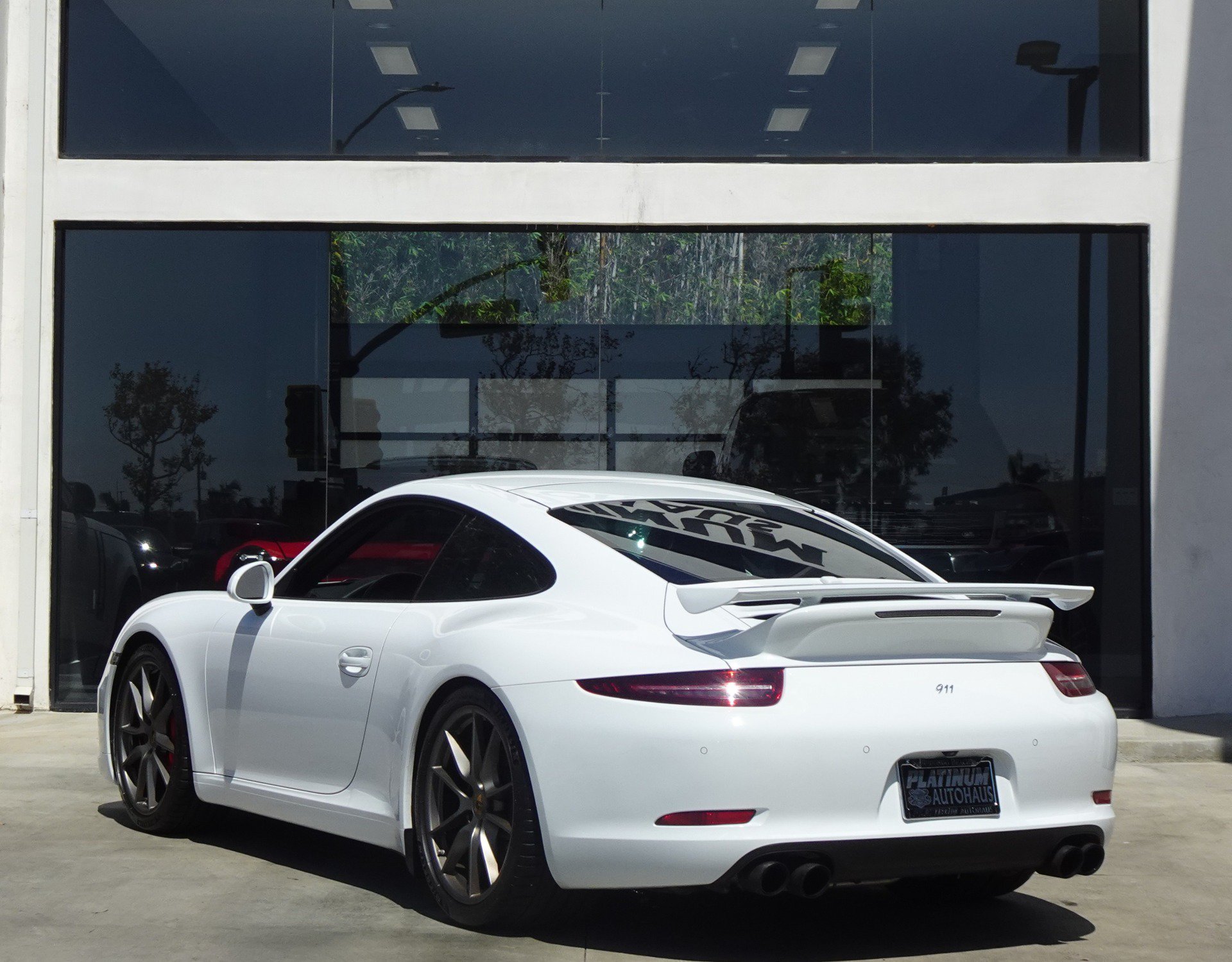 Used 2015 Porsche 911 Carrera S RWD image 6