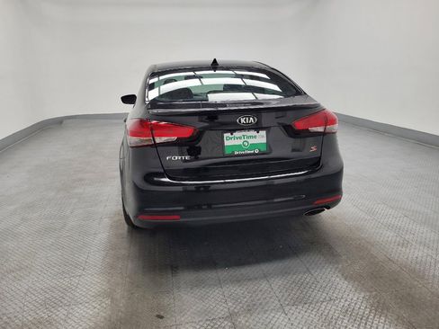 Used 2018 Kia Forte S image 6