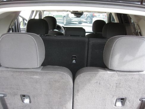 Used 2021 Kia Sorento LX FWD image 28