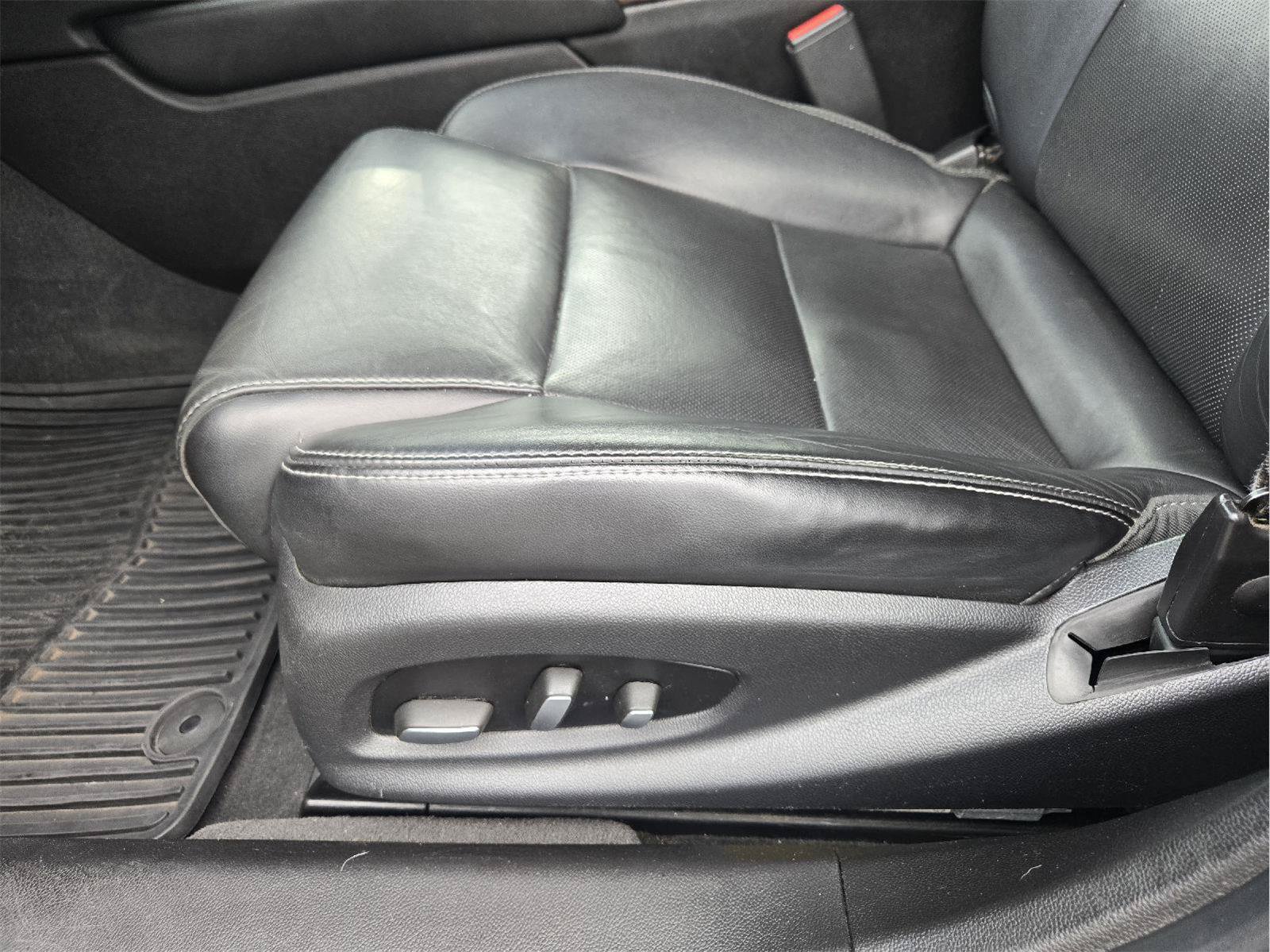 Used 2014 Cadillac XTS FWD image 21