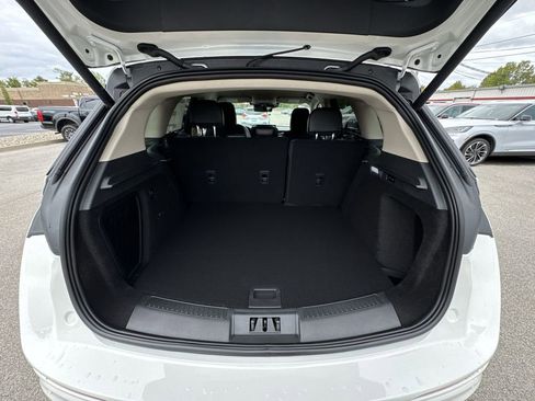 New 2026 Lincoln Corsair Reserve w/ Jet Appearance Package image 23