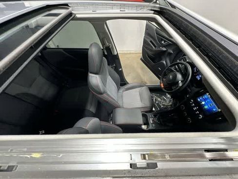 Used 2024 Subaru Forester Sport image 6