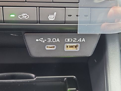 New 2026 Subaru Outback Limited AWD/4WD image 13