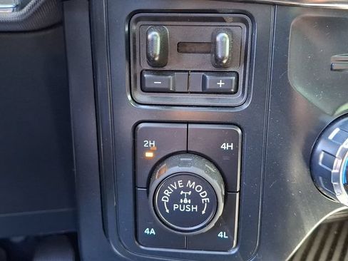 Used 2025 Ford F150 Raptor AWD/4WD image 29