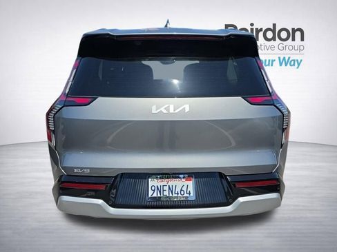 Certified 2024 Kia EV9 Land AWD/4WD image 7