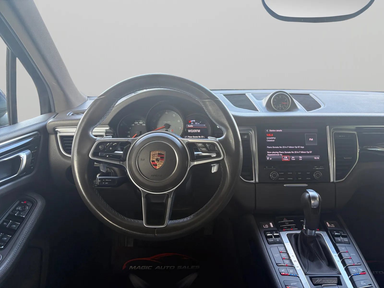 Used 2017 Porsche Macan S AWD/4WD image 28