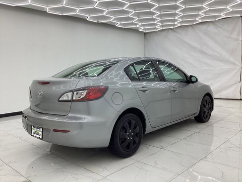 Used 2013 MAZDA MAZDA3 i SV w/ Convenience Pkg image 7