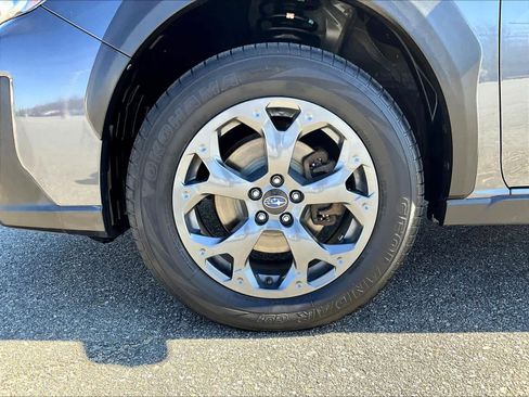 Used 2021 Subaru Crosstrek 2.5i Sport w/ Moonroof Package AWD/4WD image 7