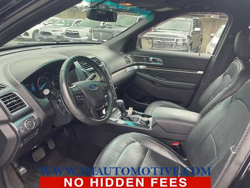 Used 2018 Ford Explorer Limited AWD/4WD image 2