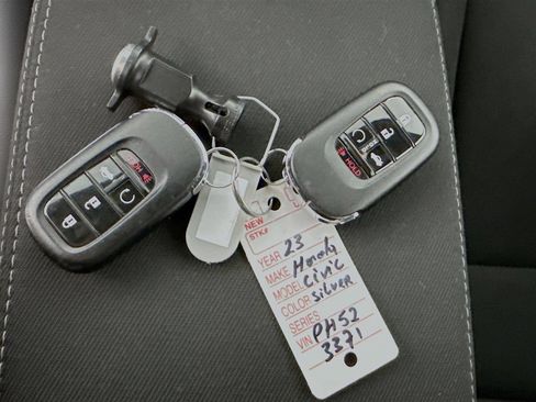 Certified 2023 Honda Civic Sport image 30
