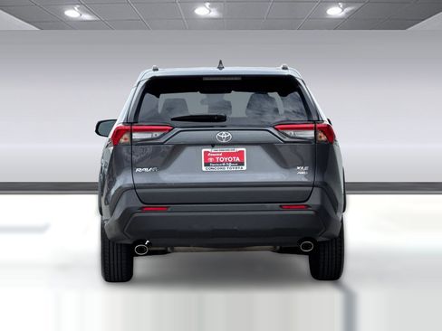 Used 2025 Toyota RAV4 XLE image 8