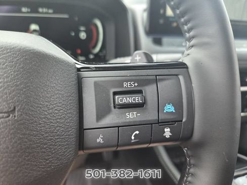 Certified 2025 Nissan Rogue Platinum w/ Platinum Premium Package FWD image 27