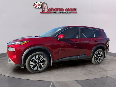 Used 2023 Nissan Rogue SV FWD image 1