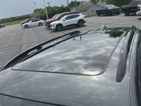 Used 2019 GMC Terrain SLT w/ Preferred Package AWD/4WD image 7