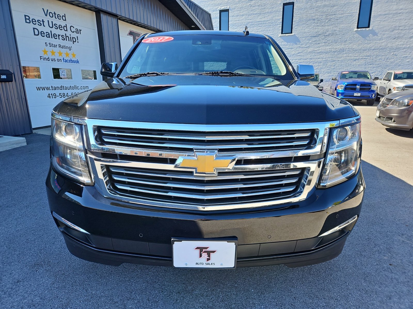 Used 2017 Chevrolet Suburban Premier AWD/4WD image 10