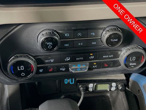 Used 2023 Ford Bronco Wildtrak image 16