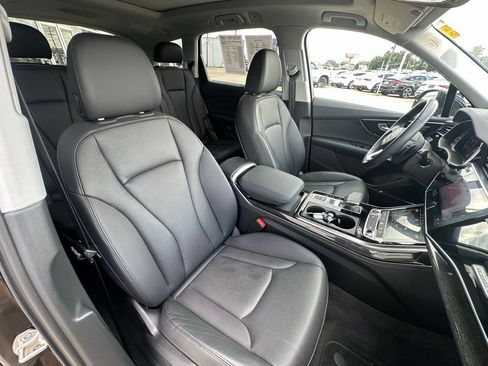 Used 2024 Audi Q7 2.0T Premium Plus w/ Premium Plus Package image 19