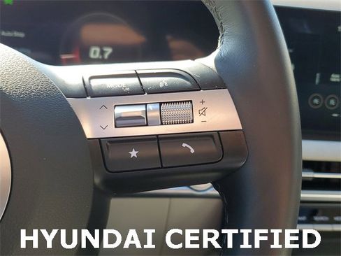 Certified 2025 Hyundai Tucson SEL image 15