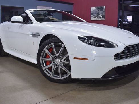 Used 2014 Aston Martin V8 Vantage S image 6
