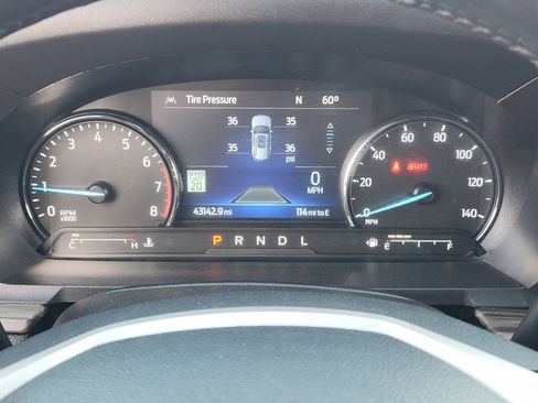 Used 2023 Ford Explorer Limited image 20