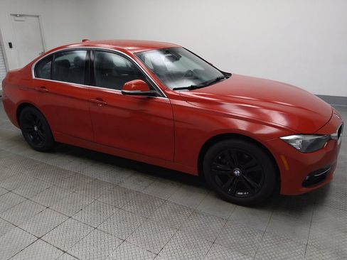 Used 2017 BMW 330i Sedan RWD image 11