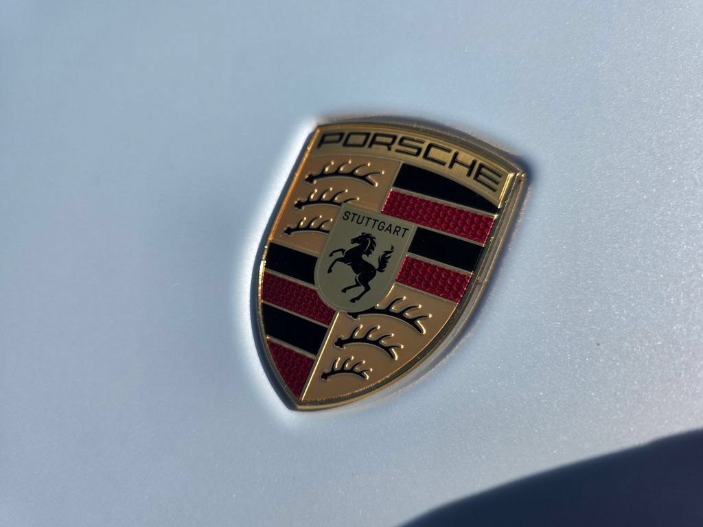 Used 2026 Porsche 911 Carrera GTS RWD image 32