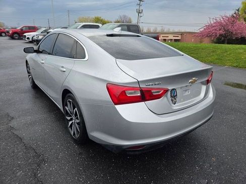Used 2017 Chevrolet Malibu LT w/ Leather Package image 11