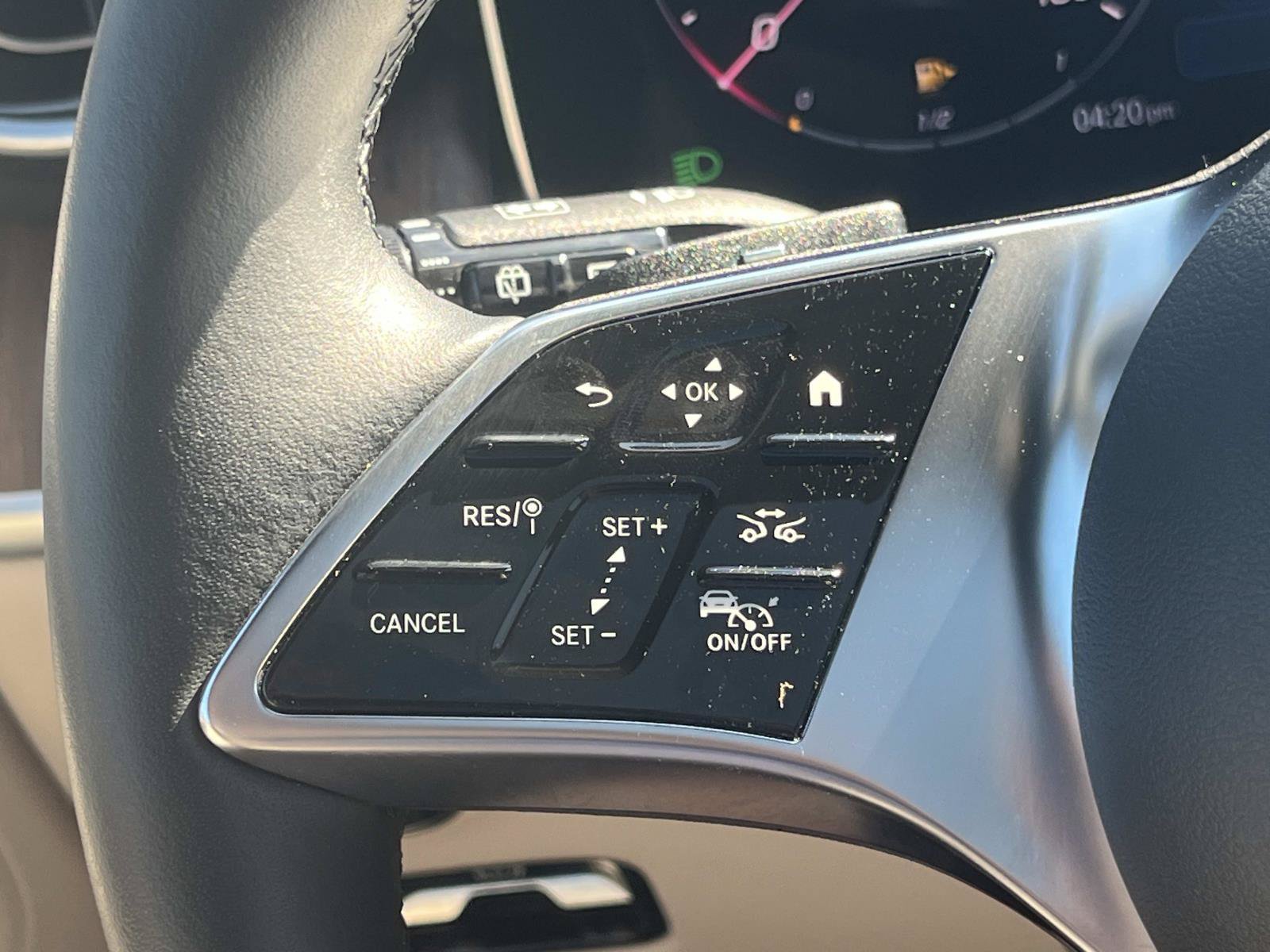 Certified 2025 Mercedes-Benz GLC 350e 4MATIC image 39