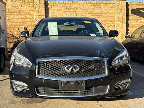 Used 2015 INFINITI Q70 L 5.6 w/ V8 Deluxe Technology Package image 2
