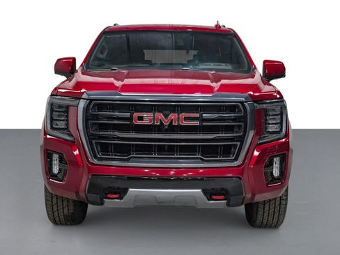 Used 2021 GMC Yukon AT4 w/ Rear Media and Nav Package AWD/4WD image 3