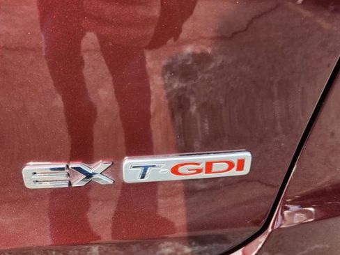 Used 2018 Kia Sorento EX image 5