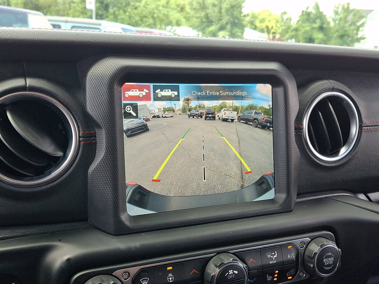 Used 2020 Jeep Gladiator Rubicon AWD/4WD image 20