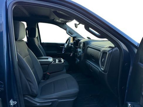 Used 2019 Chevrolet Silverado 1500 LT AWD/4WD image 12