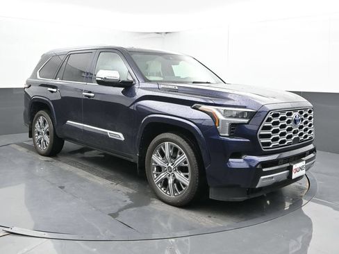 Used 2024 Toyota Sequoia Capstone AWD/4WD image 6